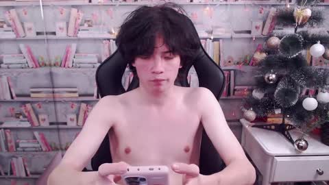 Maxim online show from 12.20.24