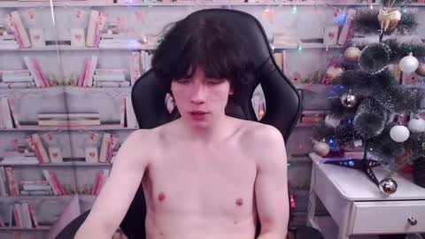 Maxim online show from 12.21.24