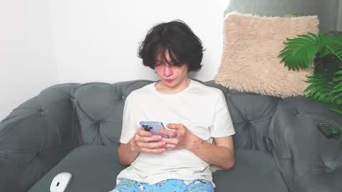 Maxim online show from 02.12.25