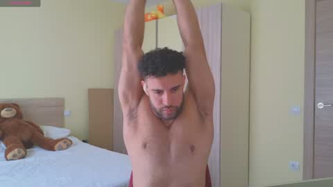 Snapshot of izaak_lover chatting on 04.26.26 Izaak online show from 04.26.26