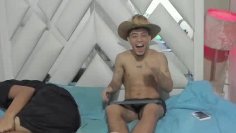 izaack online show from 12.17.24