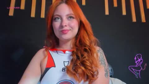 hot izys online show from 11.06.25