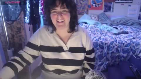 Snapshot of izzyishottttt chatting on 01.16.26 izzyishottttt online show from 01.16.26