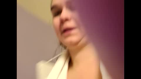 izzypopxoxo online show from 01.15.25