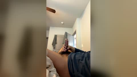 Snapshot of j865769 chatting on 05.10.26 j865769 online show from 05.10.26