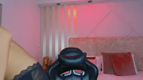 j_belle_ online show from 04.09.26