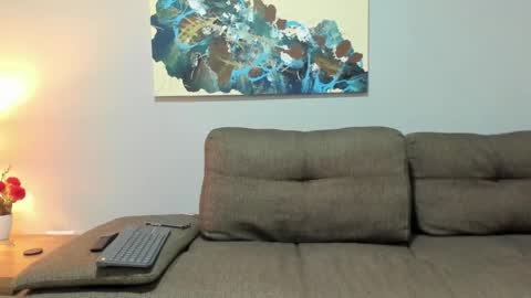 Calix  Independient model Insta and twt Calixsnake online show from 11.03.25