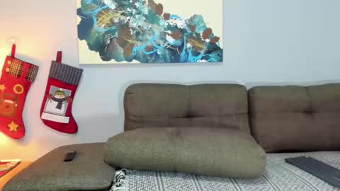 Calix  Independient model Insta and twt Calixsnake online show from 12.14.25