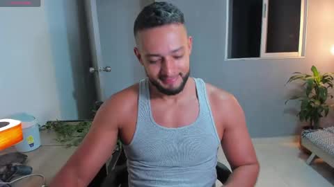 Calix  Independient model Insta and twt Calixsnake online show from 04.17.26