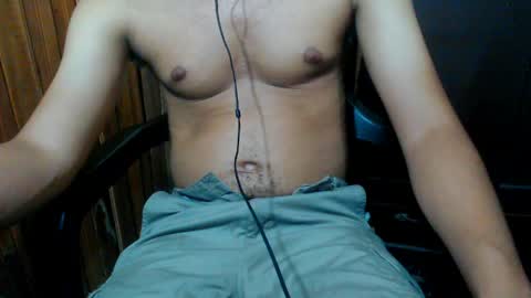 Snapshot of j_castello chatting on 05.21.26 J online show from 05.21.26