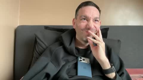 Snapshot of j_dc chatting on 09.20.25 j_dc online show from 09.20.25