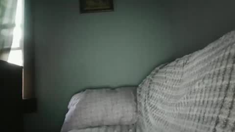 Snapshot of j_lion85 chatting on 06.11.26 j_lion85 online show from 06.11.26