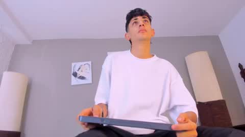 j_martony online show from 09.23.25