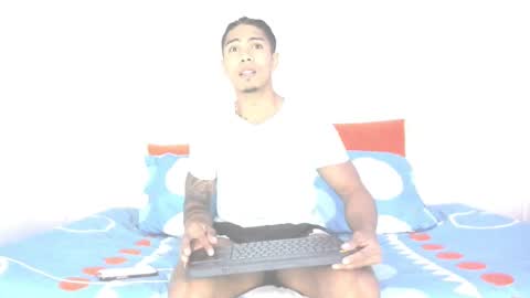 i am juan musiry independent model  online show from 02.25.25