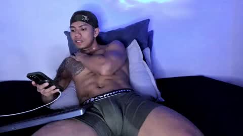 i am juan musiry independent model  online show from 09.24.25