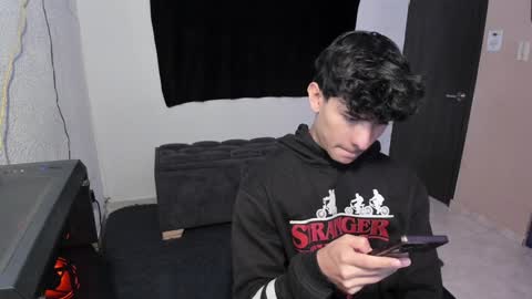 Noah online show from 12.04.24