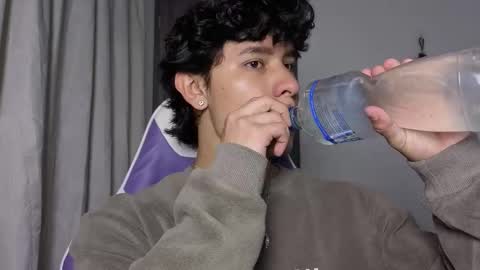 Noah online show from 11.24.25