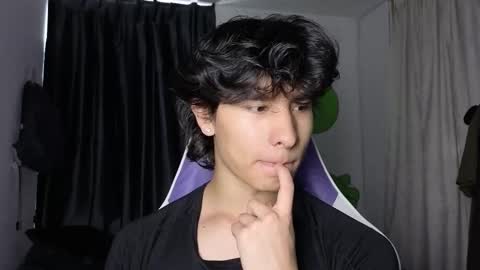 Noah online show from 02.04.26