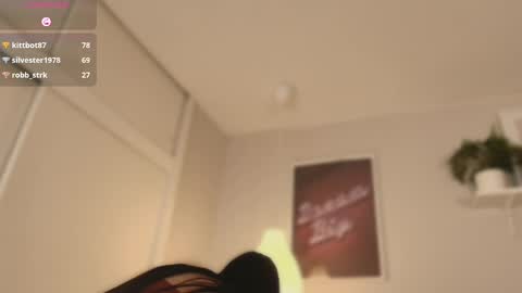 Snapshot of jaaddee_naughty chatting on 05.19.26 Jade online show from 05.19.26