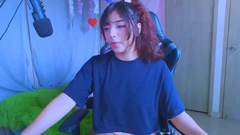 jade 18  online show from 03.02.25