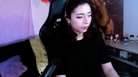 jade 18  online show from 11.25.25