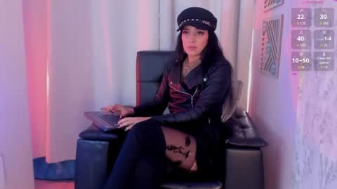 Snapshot of jaadewest_ chatting on 06.16.26 Jade West online show from 06.16.26