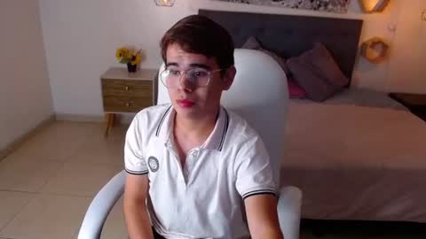 Snapshot of jack__thomas chatting on 06.14.26 JACK TOMAS online show from 06.14.26