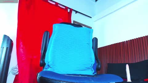   online show from 02.02.25