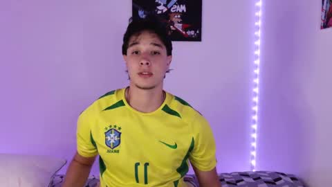 J online show from 03.08.25