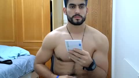 Snapshot of jackecuador chatting on 01.10.25 Jack online show from 01.10.25