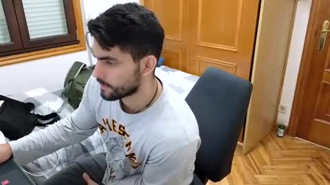Snapshot of jackecuador chatting on 02.05.25 Jack online show from 02.05.25