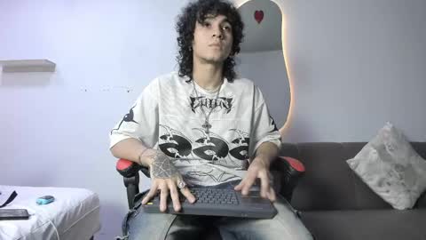 Snapshot of jackestaylor chatting on 03.16.26 Jackes Taylor online show from 03.16.26