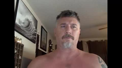 Snapshot of jackhammerhead chatting on 04.01.26 jackhammerhead online show from 04.01.26