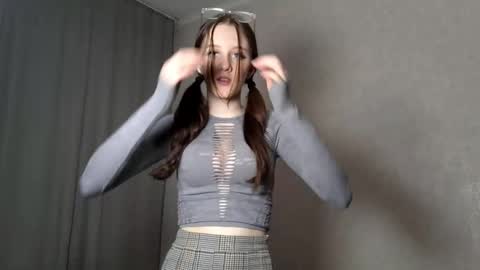 Lisa online show from 12.20.25