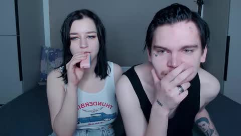 Snapshot of jackoffjillss chatting on 10.18.25 JackOffJillss online show from 10.18.25