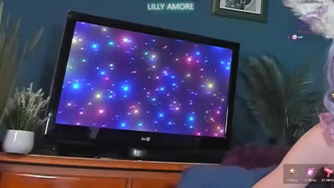 LillyAmore online show from 10.17.25