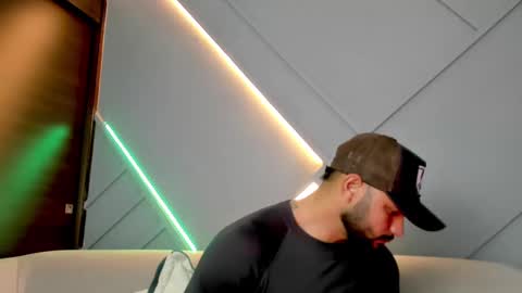 Jackson Wayne online show from 03.06.25