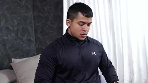 Jackson Bell online show from 10.18.25