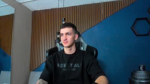 Jackson Olsen online show from 02.01.25