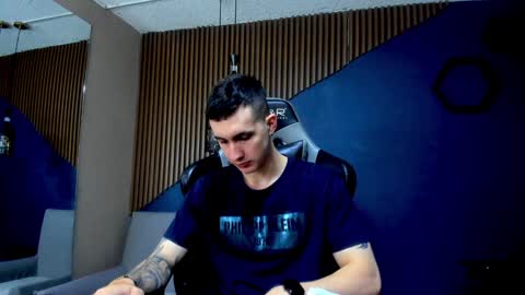 Jackson Olsen online show from 02.02.25