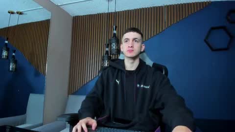 Jackson Olsen online show from 03.06.25