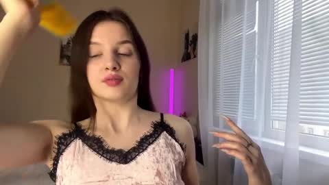 Snapshot of jaclynmalcolm chatting on 04.09.26 Lillian online show from 04.09.26