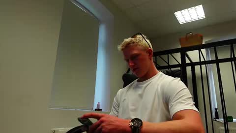 Snapshot of jacob_devon chatting on 09.15.25 JACOB DEVON online show from 09.15.25