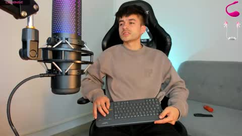 JACOB FERRER online show from 02.10.26