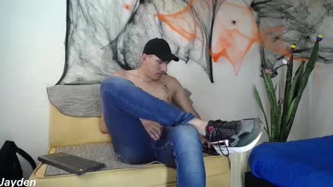 Jacob And Jayden online show from 10.31.25