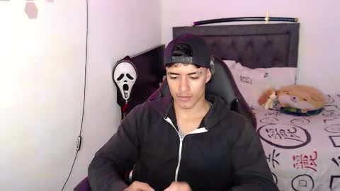 Jacobbakerr online show from 04.20.26