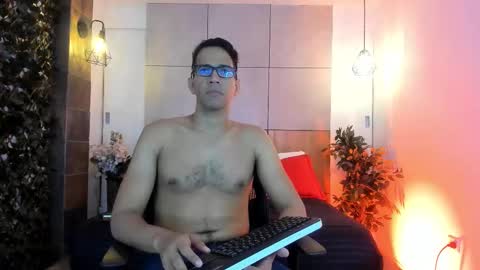 Snapshot of jacobdraven chatting on 02.01.26 jacobdraven online show from 02.01.26