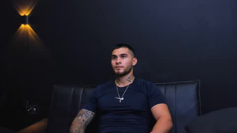 jacobsthorm online show from 02.11.25