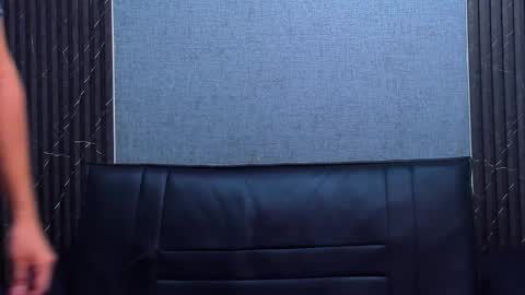 jacobsthorm online show from 10.29.25