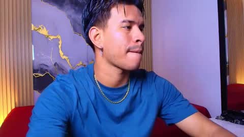 Snapshot of jacobwolf__ chatting on 05.15.26 Jacob Wolf online show from 05.15.26